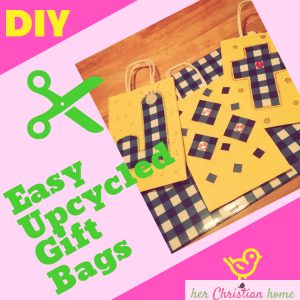 Easy Upcycled DIY Gift Bags #diycrafts #upcycle