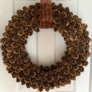 How to create the perfect pinecone wreath